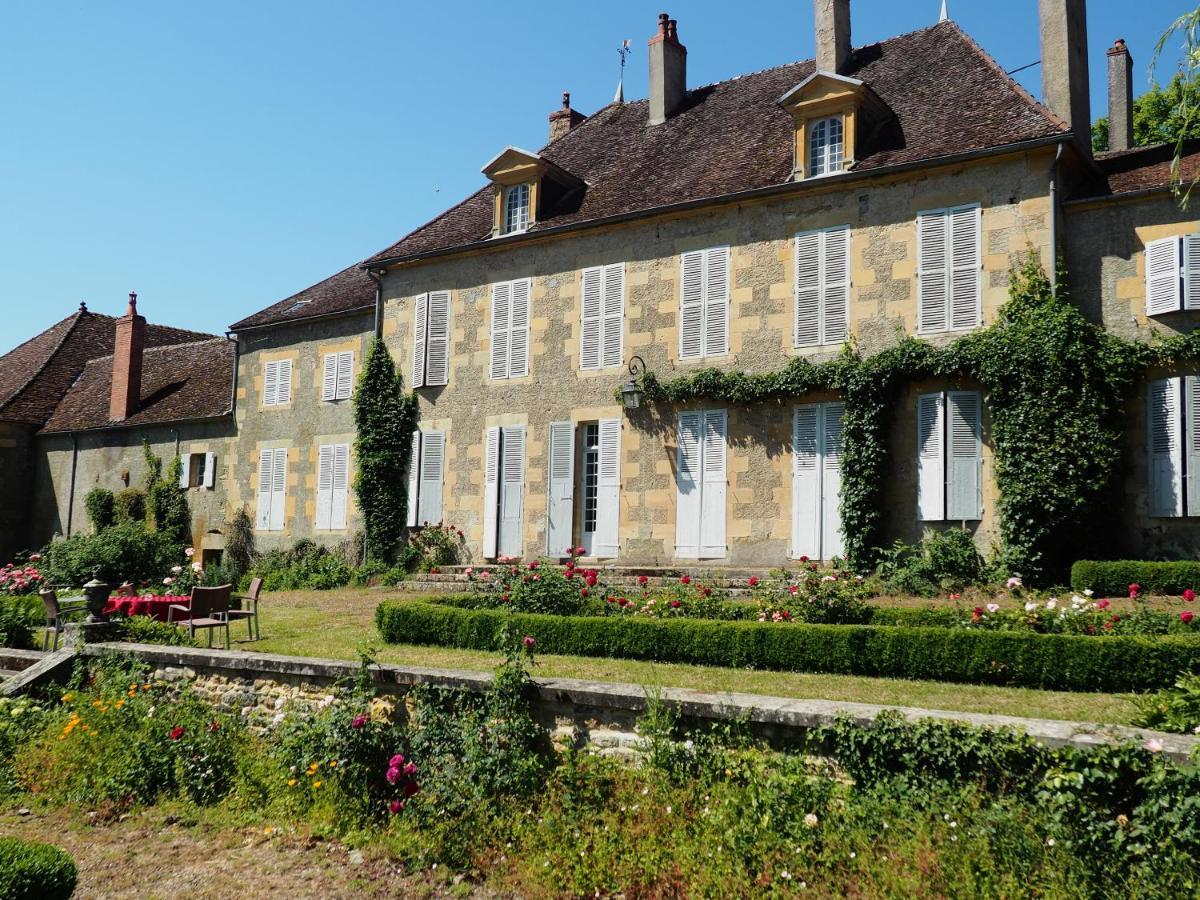 Gentilhommiere De Lurcy Le Bourg Bed & Breakfast Dış mekan fotoğraf