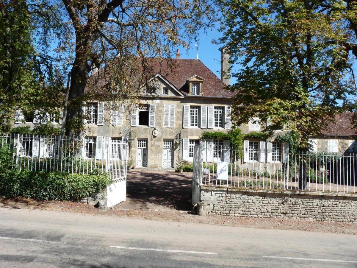 Gentilhommiere De Lurcy Le Bourg Bed & Breakfast Dış mekan fotoğraf